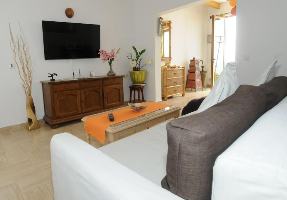 Villa La Isla By Rentaholidayslanzarote Playa Blanca  Exterior foto
